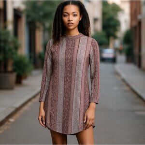 Love Cameron LA Dress Size Large Floral Print Long Sleeve Stretch Mini Bodycon